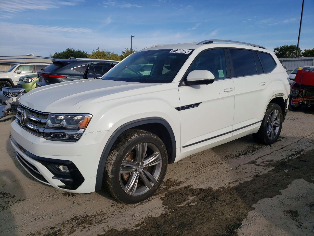1V2PR2CA3JC584350 · 2018 VOLKSWAGEN ATLAS