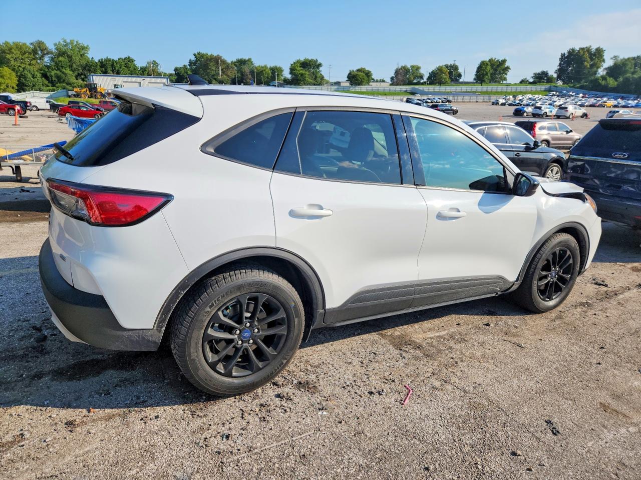 1FMCU0BZ8LUA80606 · 2020 FORD ESCAPE · 3/13