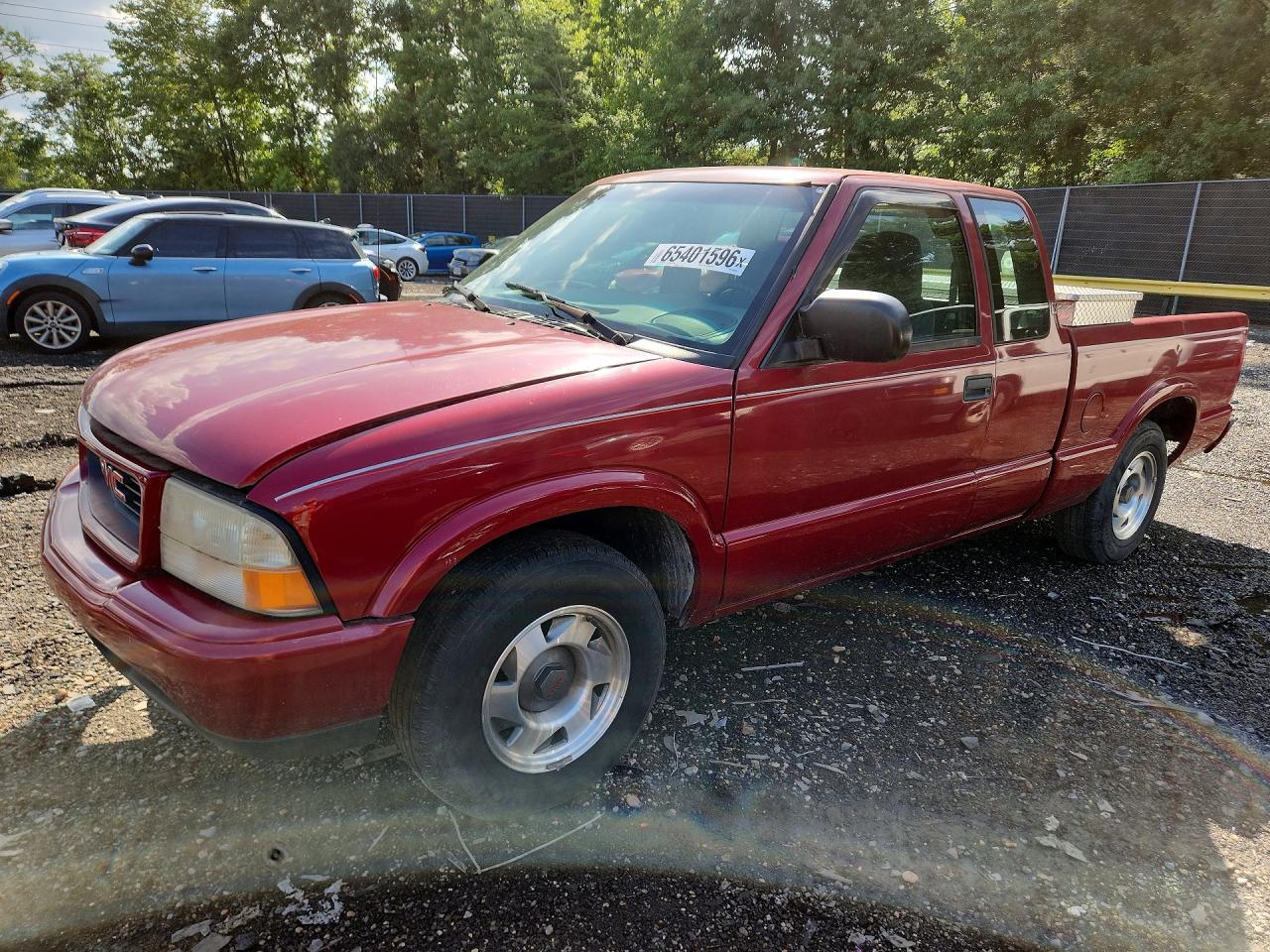 1GTCS1958Y8286284 · 2000 GMC SONOMA
