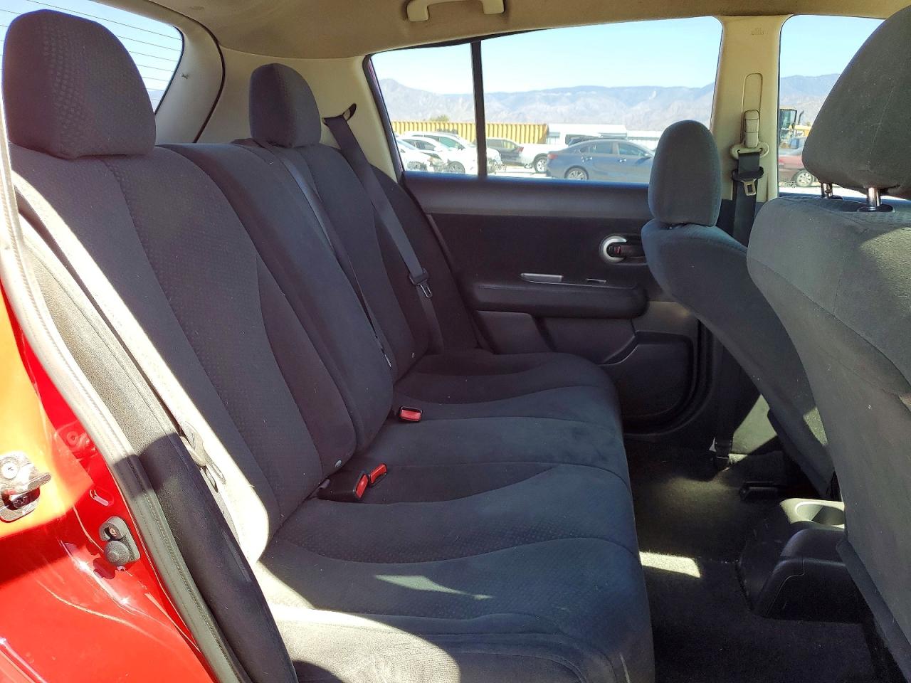3N1BC1CP7BL503287 · 2011 NISSAN VERSA · 10/12