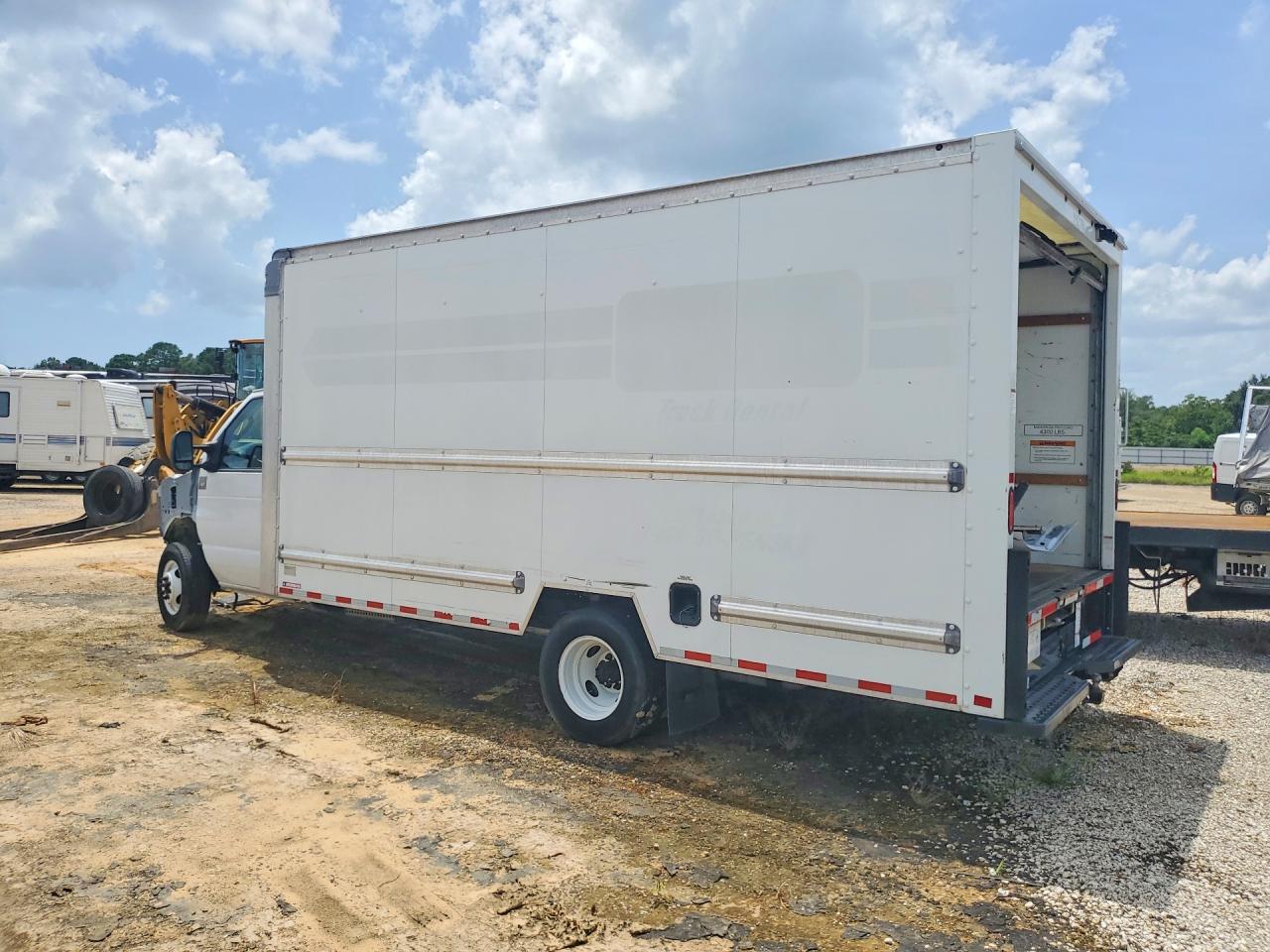 1FDWE3FN0NDC03532 · 2022 FORD ECONOLINE · 2/12