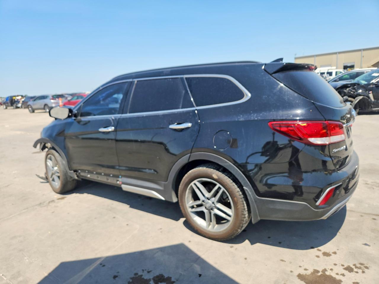 KM8SR4HF2JU275910 · 2018 HYUNDAI SANTA FE · 2/14