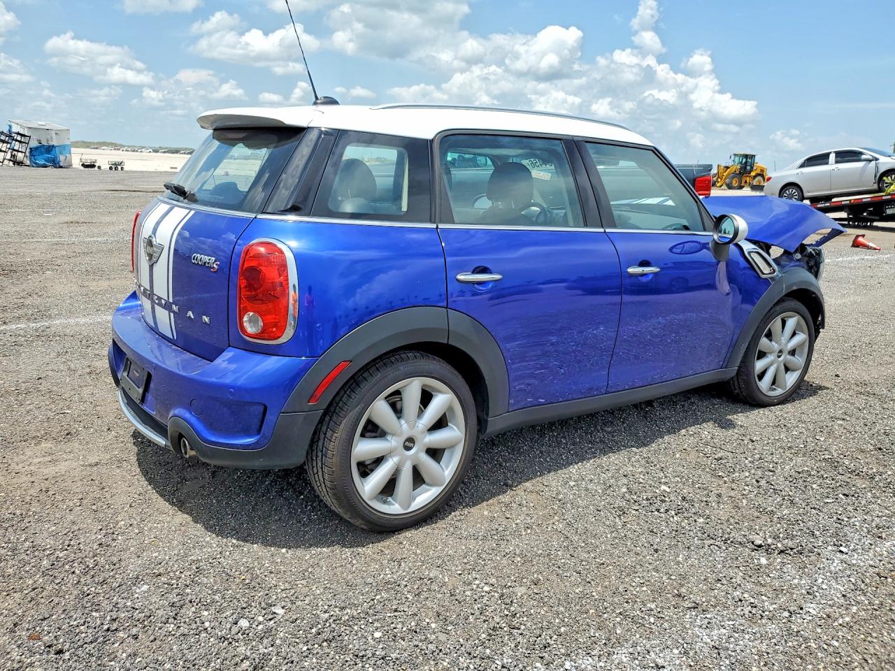 WMWZC3C56GWT07281 · 2016 MINI COOPER · 3/13