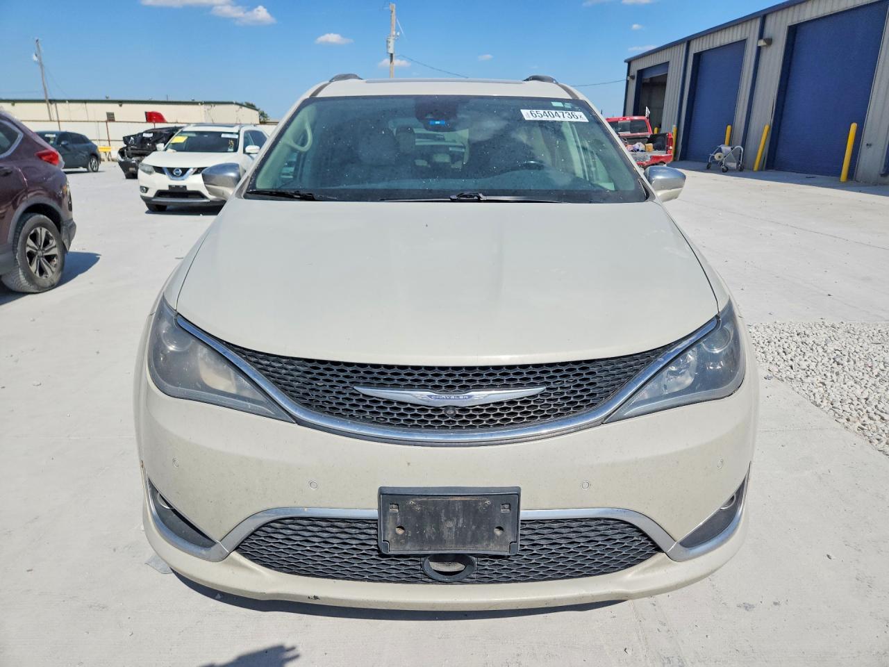 2C4RC1GG5HR564932 · 2017 CHRYSLER PACIFICA · 5/14