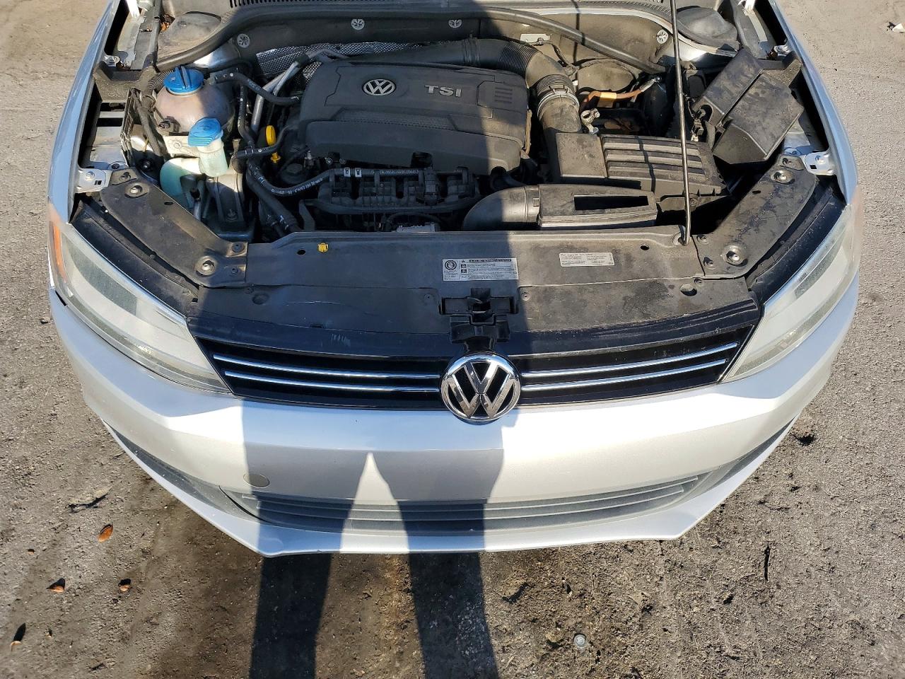 3VWD07AJ9EM239775 · 2014 VOLKSWAGEN JETTA · 11/12