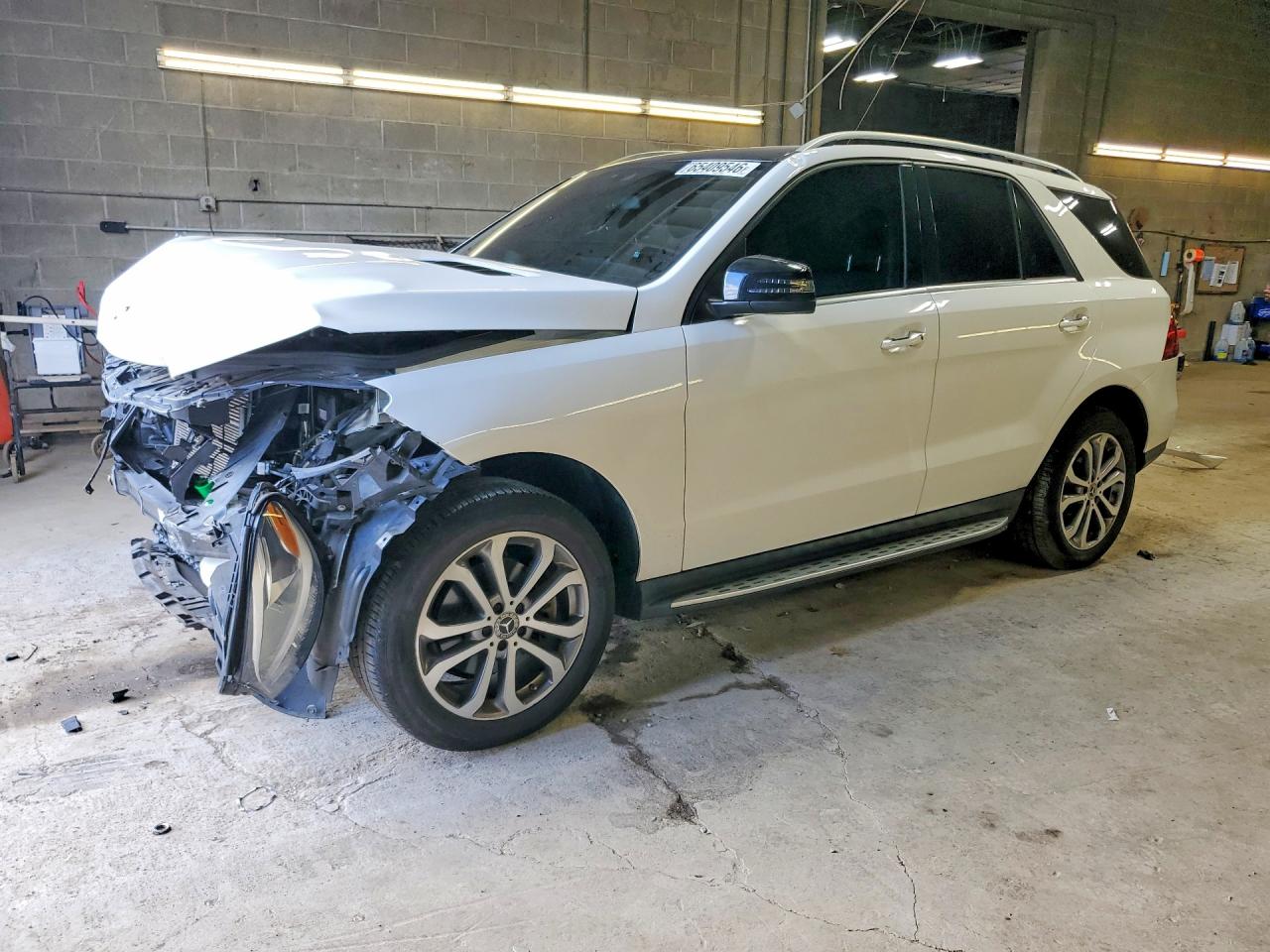 4JGDA5HB7HA921747 · 2017 MERCEDES-BENZ GLE