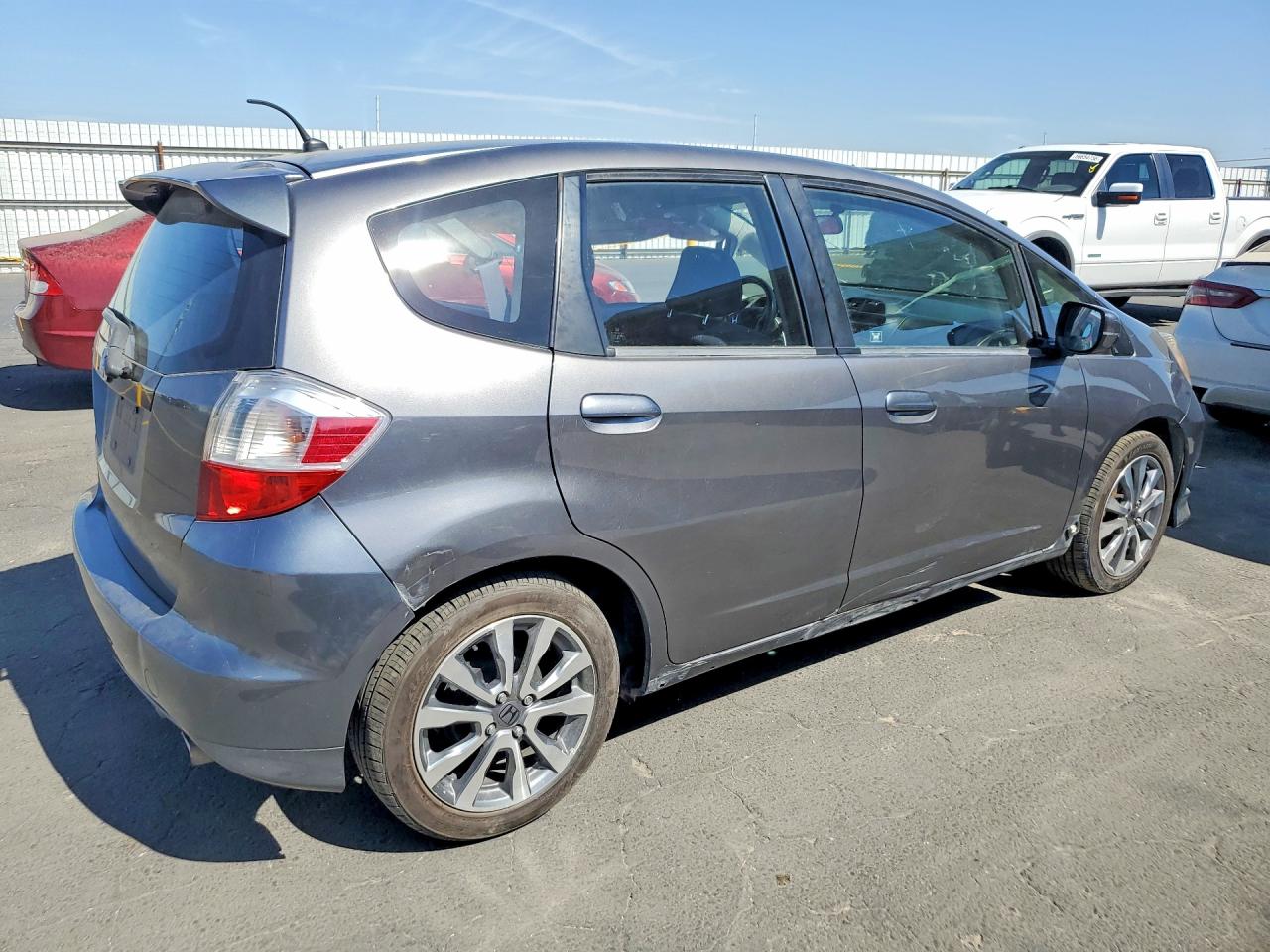 JHMGE8H56DC028080 · 2013 HONDA FIT · 3/13