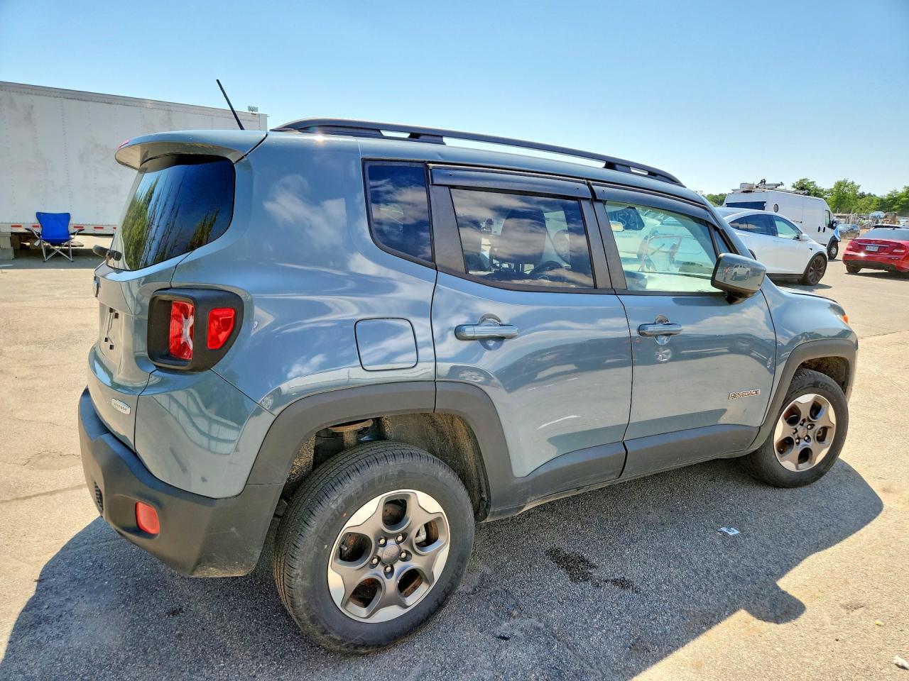 ZACCJBBH7HPF93421 · 2017 JEEP RENEGADE · 3/13