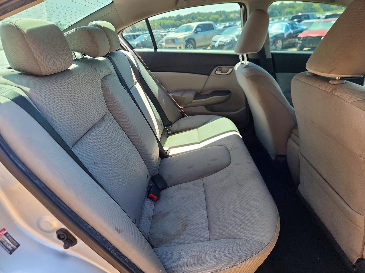 19XFB2F59FE086542 · 2015 HONDA CIVIC · 10/13