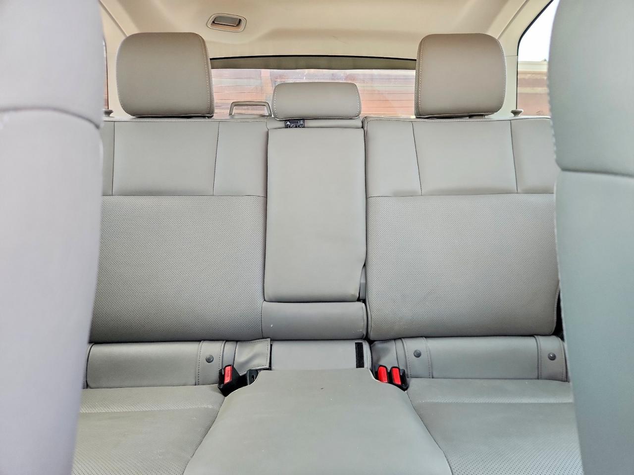 JF2SJARCXJH543868 · 2018 SUBARU FORESTER · 10/13