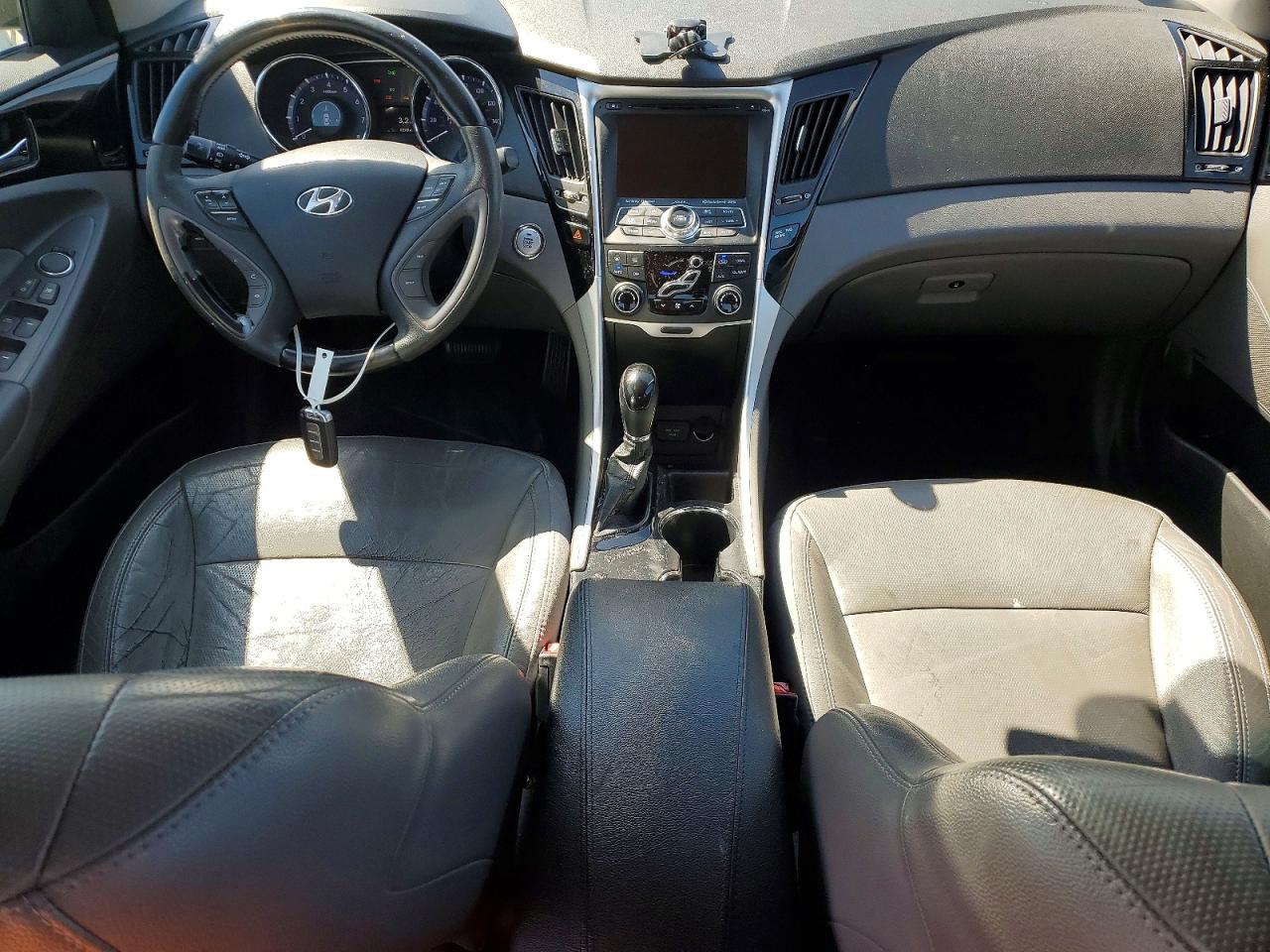 5NPEC4AC7DH613643 · 2013 HYUNDAI SONATA · 8/12