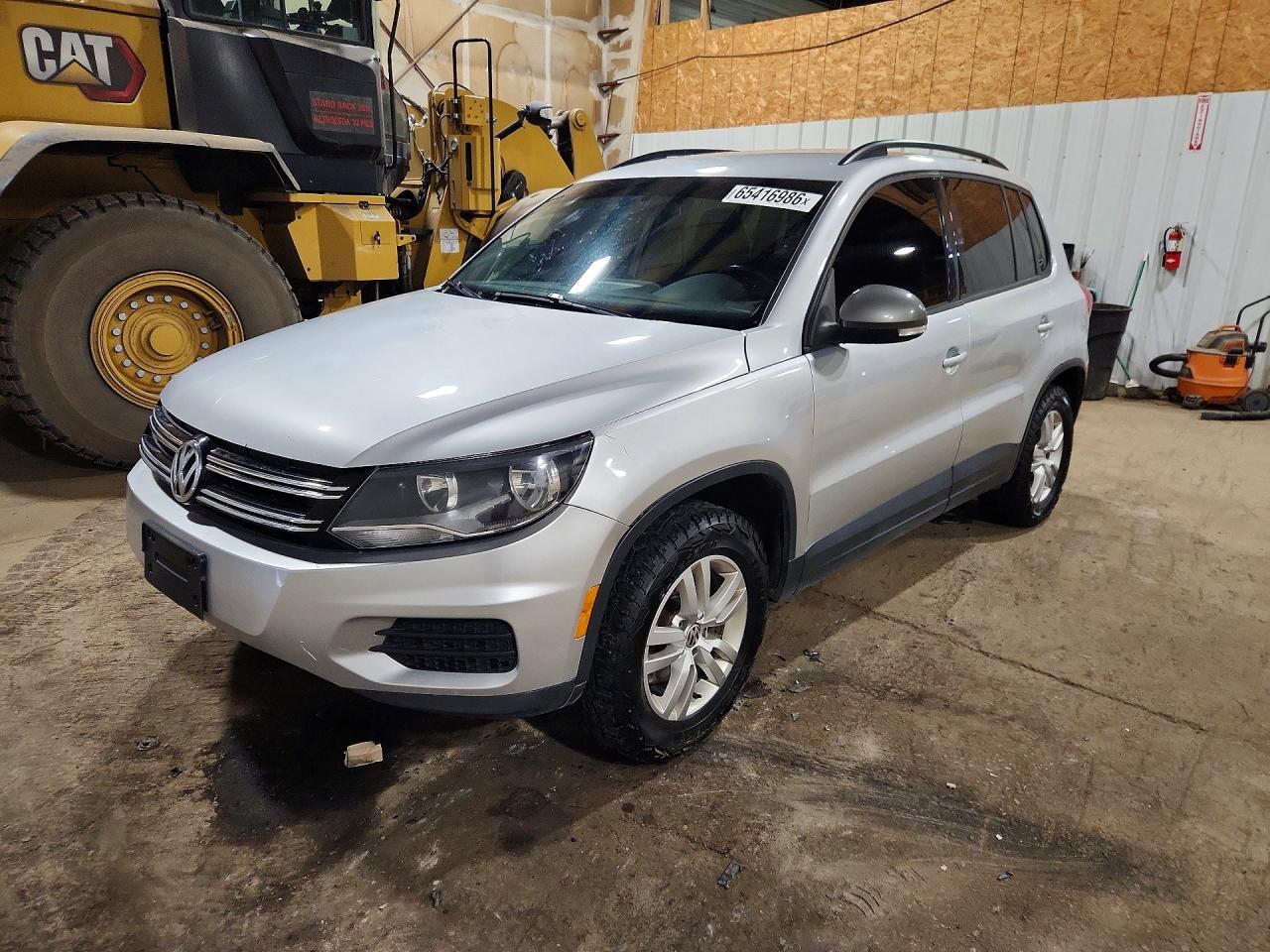 WVGBV7AX0FW585467 · 2015 VOLKSWAGEN TIGUAN