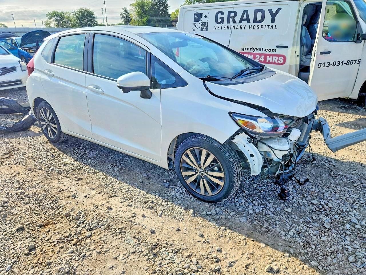 JHMGK5H73GX004941 · 2016 HONDA FIT · 4/13