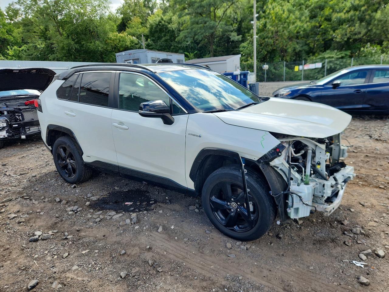 4T3E6RFV5MU037364 · 2021 TOYOTA RAV4 · 4/13