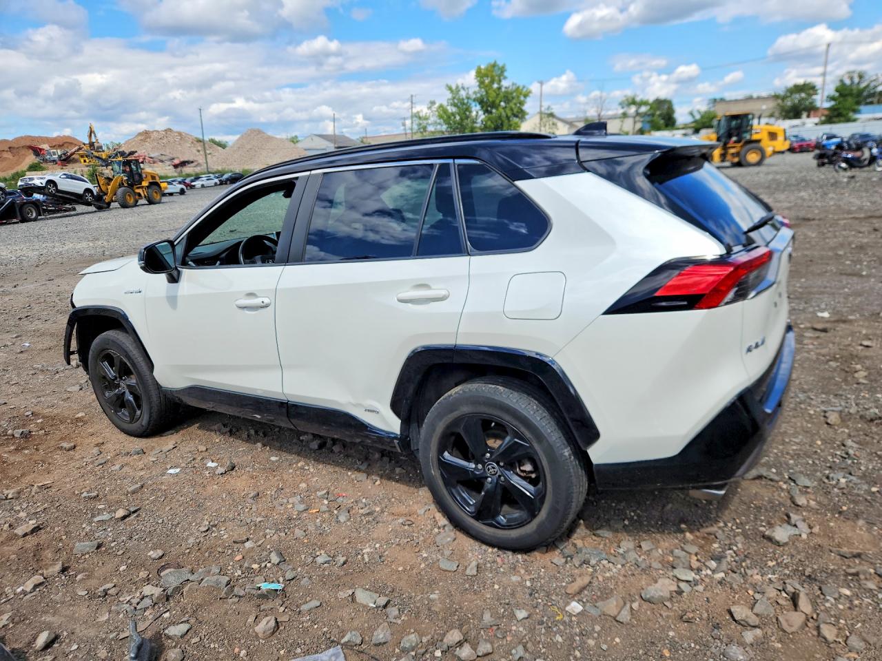 4T3E6RFV5MU037364 · 2021 TOYOTA RAV4 · 2/13