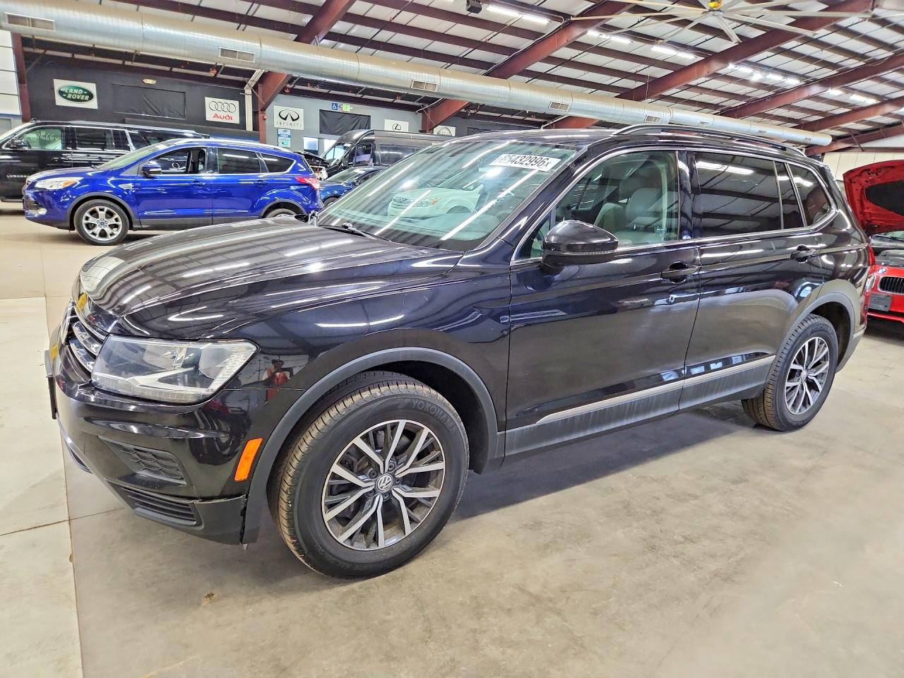 3VV2B7AX3LM095227 · 2020 VOLKSWAGEN TIGUAN