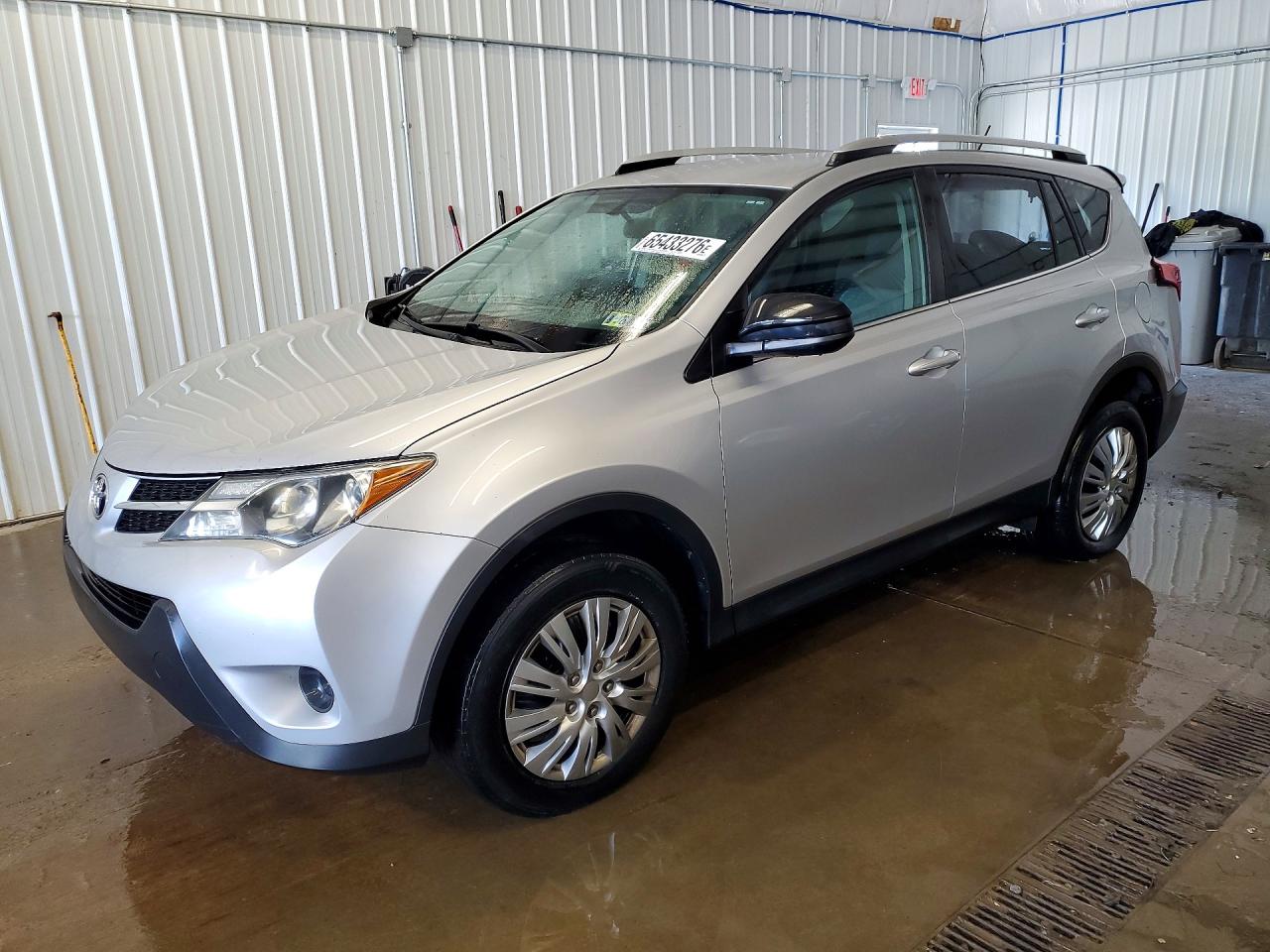 2T3BFREVXEW207983 · 2014 TOYOTA RAV4