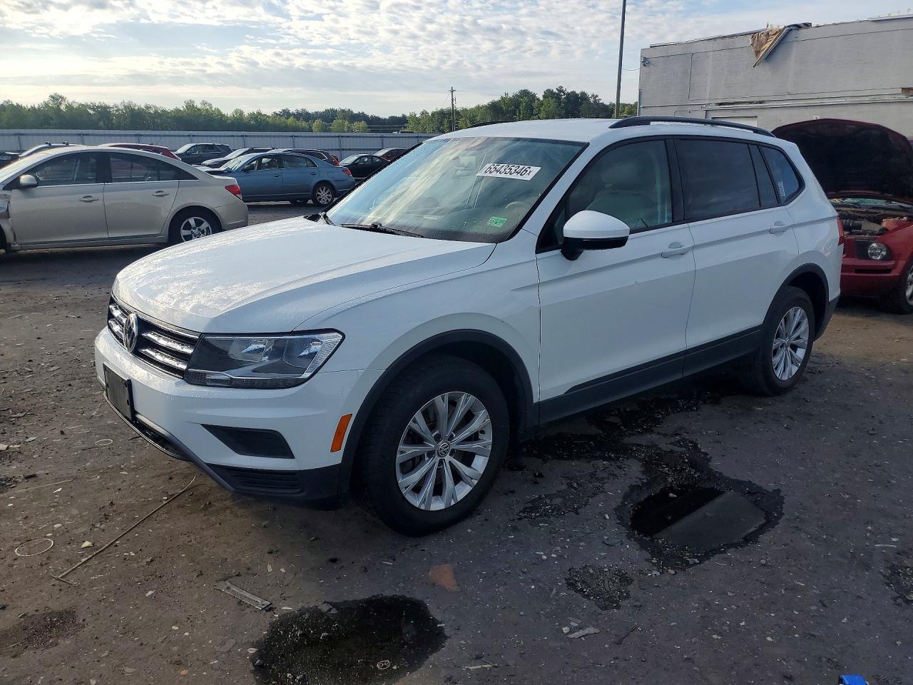 3VV0B7AX3JM045643 · 2018 VOLKSWAGEN TIGUAN