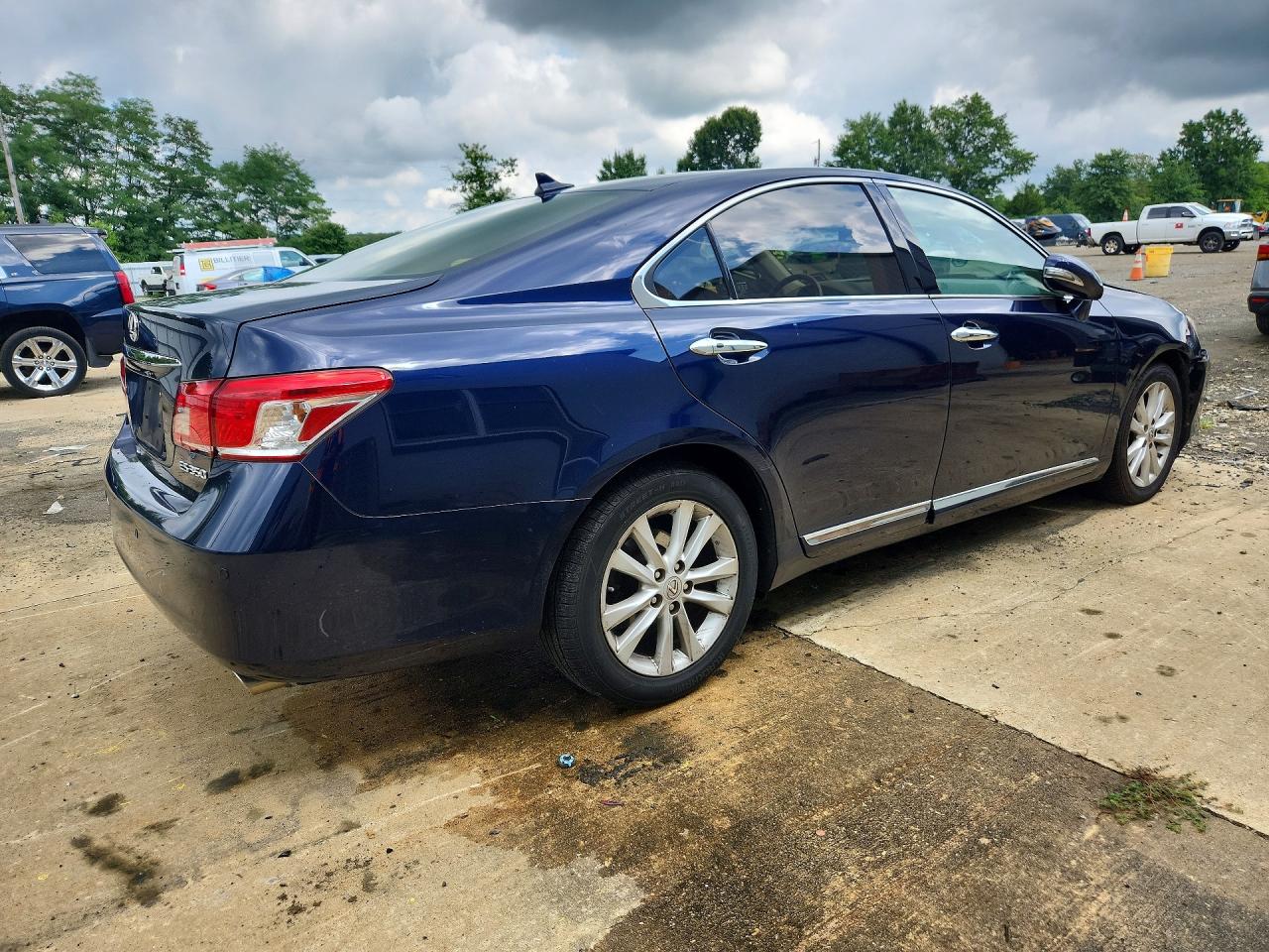 JTHBK1EG6C2506700 · 2012 LEXUS ES · 3/12