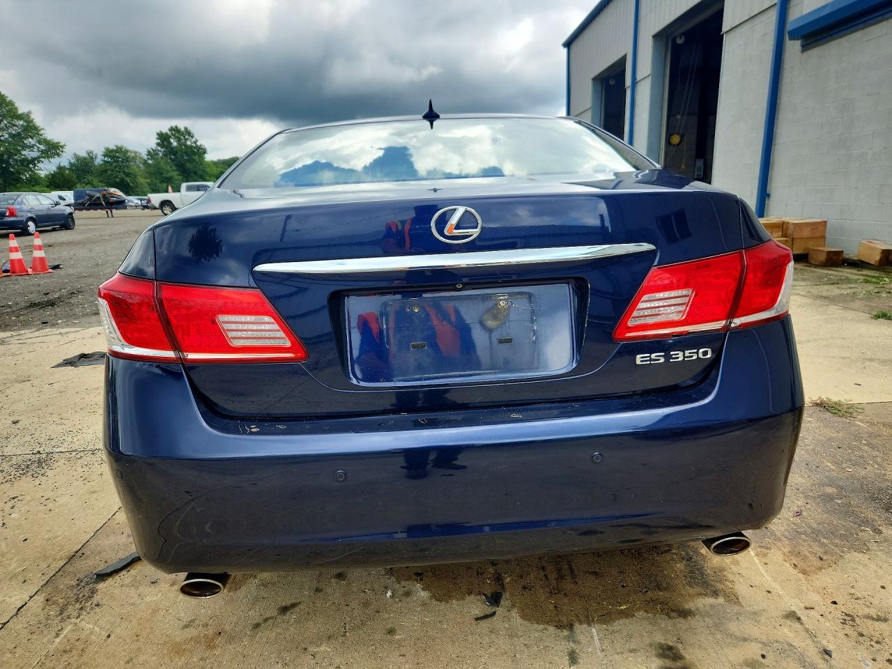 JTHBK1EG6C2506700 · 2012 LEXUS ES · 6/12