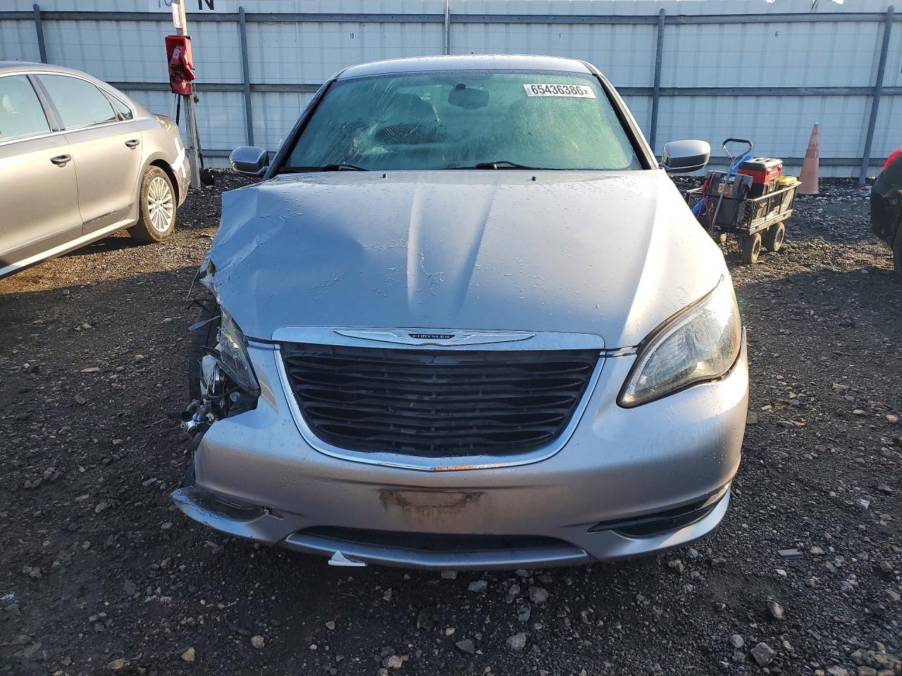 1C3CCBCG1DN578209 · 2013 CHRYSLER 200 · 5/12
