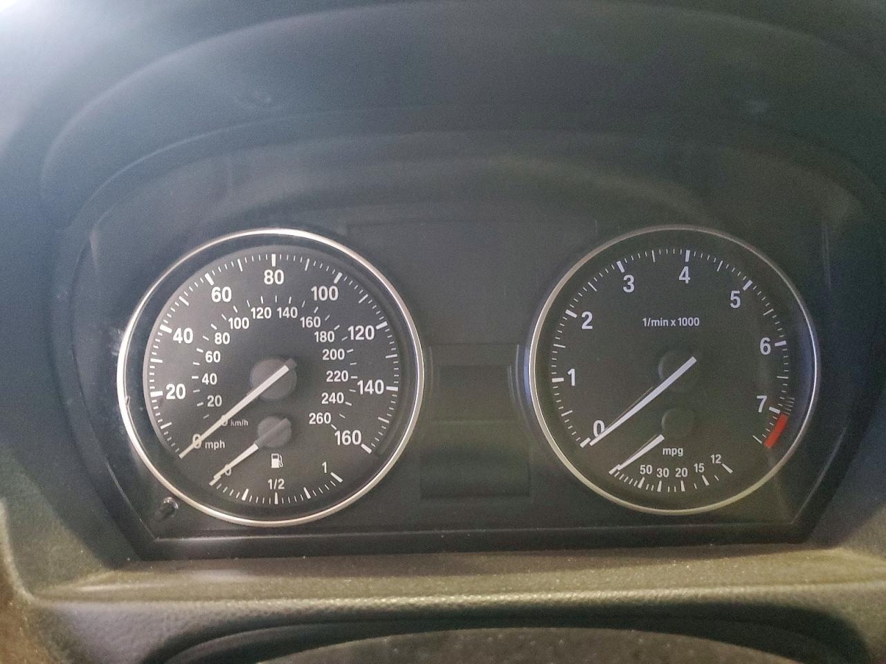 WBAPH5C54AA439335 · 2010 BMW 328 · 9/12