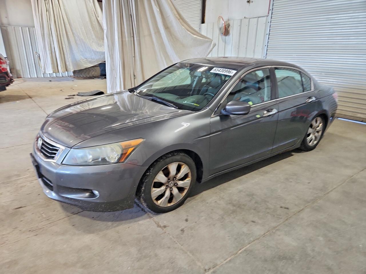 1HGCP368X8A060737 · 2008 HONDA ACCORD