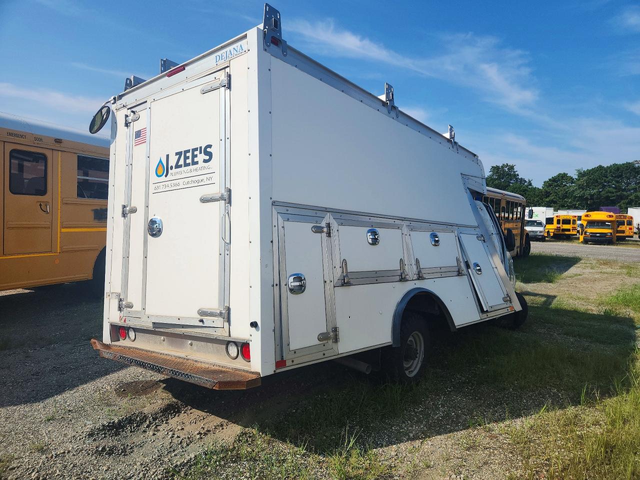 1FDWE3F62KDC31661 · 2019 FORD ECONOLINE · 3/14
