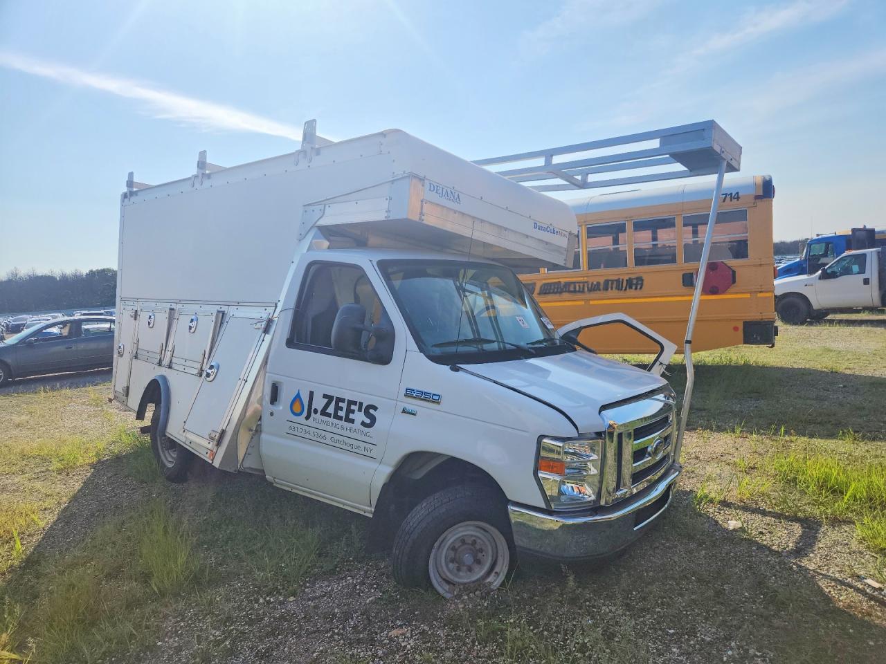 1FDWE3F62KDC31661 · 2019 FORD ECONOLINE · 4/14