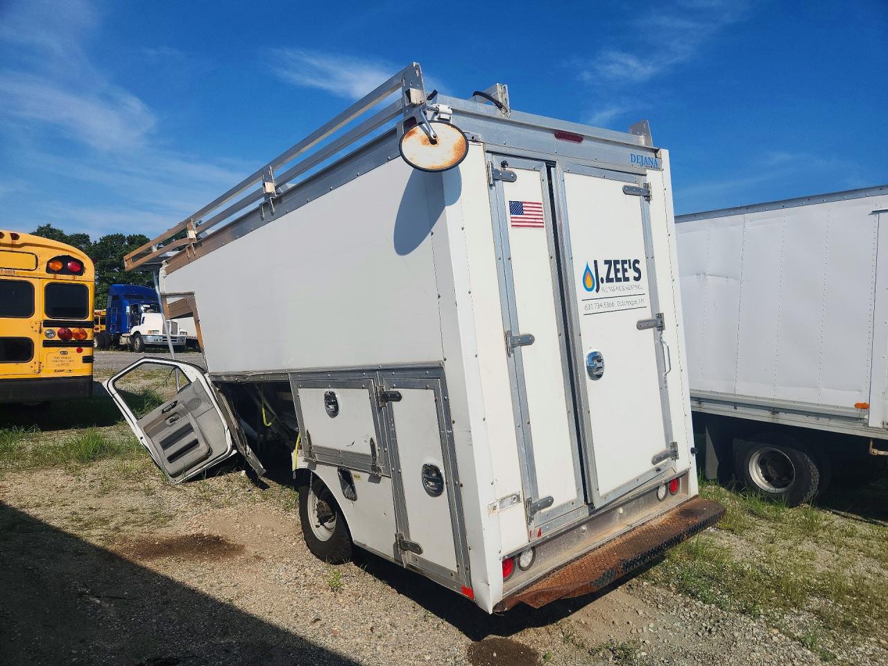 1FDWE3F62KDC31661 · 2019 FORD ECONOLINE · 2/14