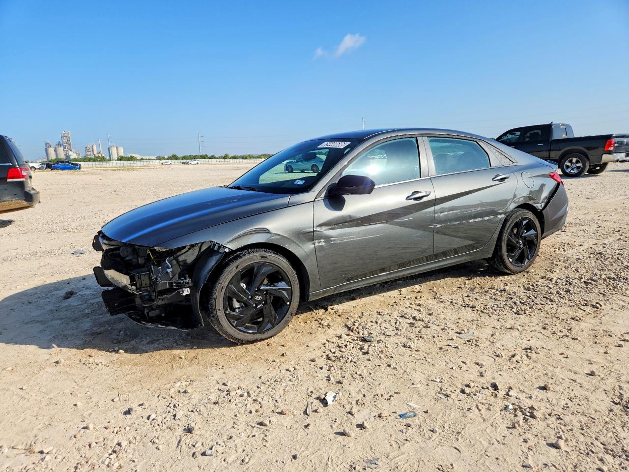 KMHLM4DG3TU215462 · 2026 HYUNDAI ELANTRA