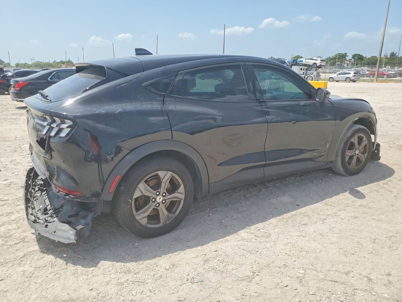 3FMTK1RM8NMA11766 · 2022 FORD MUSTANG MACH-E · 3/13