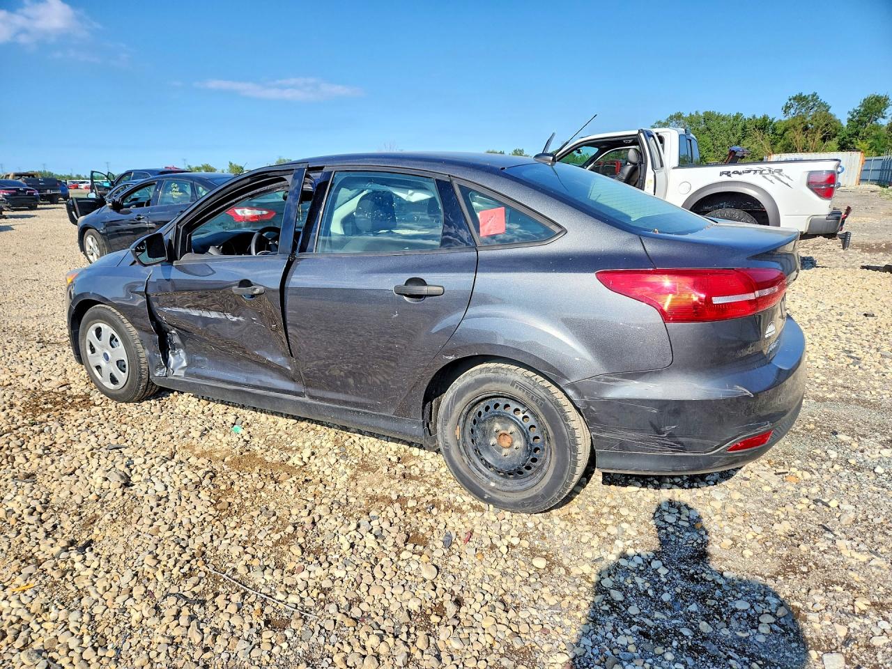 1FADP3E29JL215231 · 2018 FORD FOCUS · 2/12