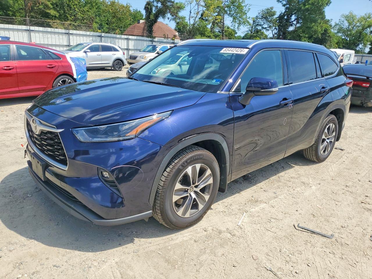 5TDHZRBH8MS104903 · 2021 TOYOTA HIGHLANDER