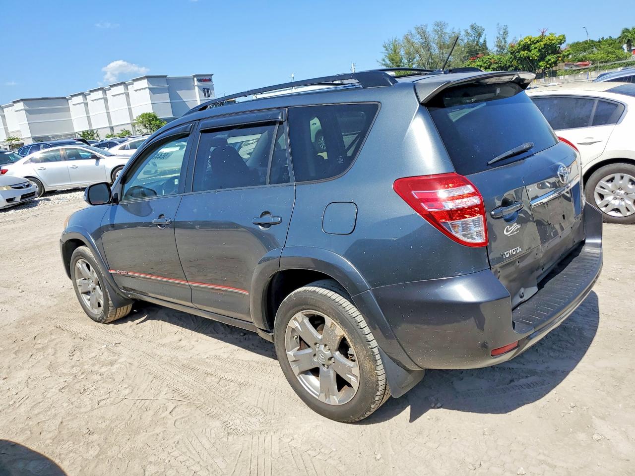 JTMRK4DV3A5087105 · 2010 TOYOTA RAV4 · 2/12