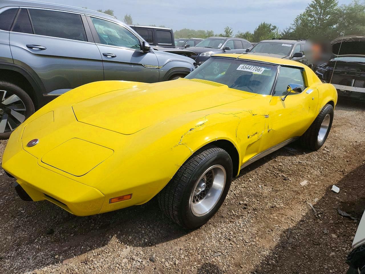 1975 CHEVROLET CORVETTE