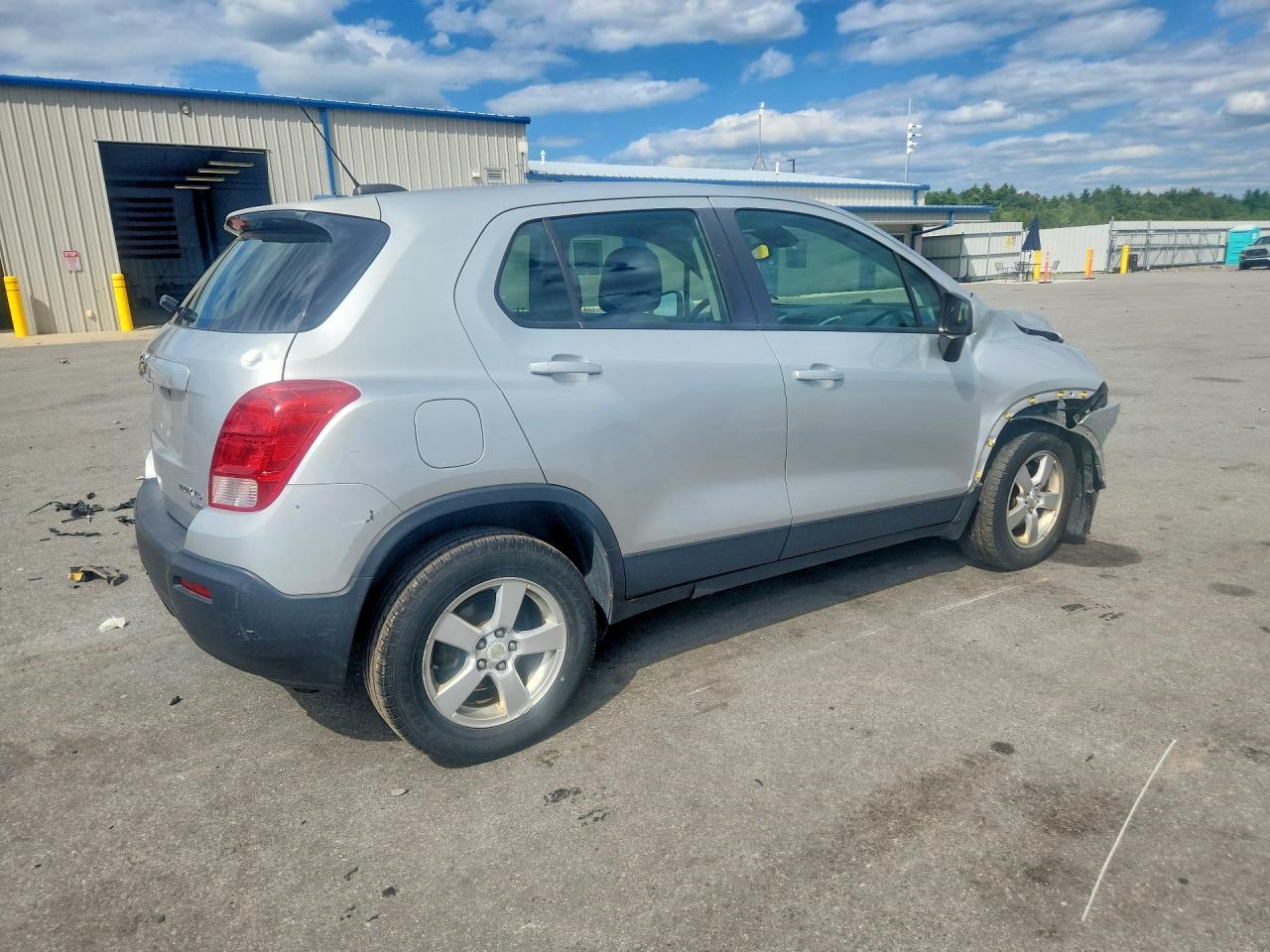 KL7CJPSB4FB133243 · 2015 CHEVROLET TRAX · 3/12