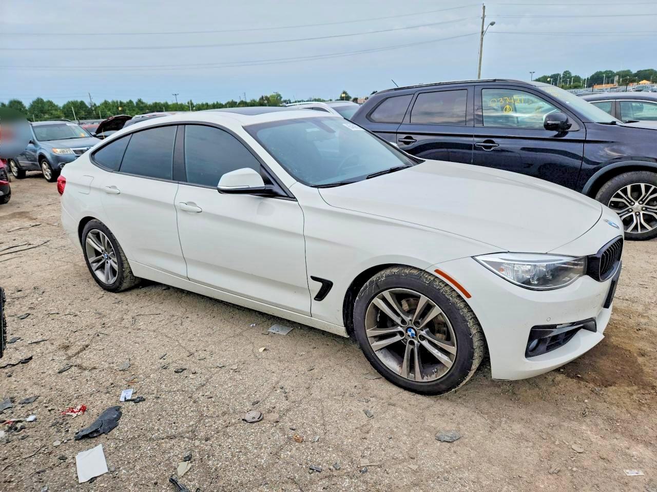 WBA8Z5C53GG500066 · 2016 BMW 328 · 4/12