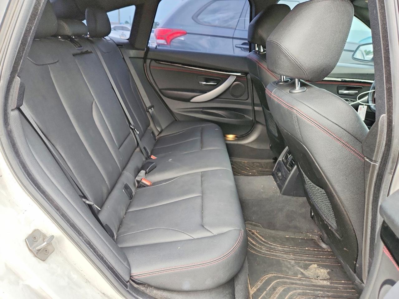 WBA8Z5C53GG500066 · 2016 BMW 328 · 10/12