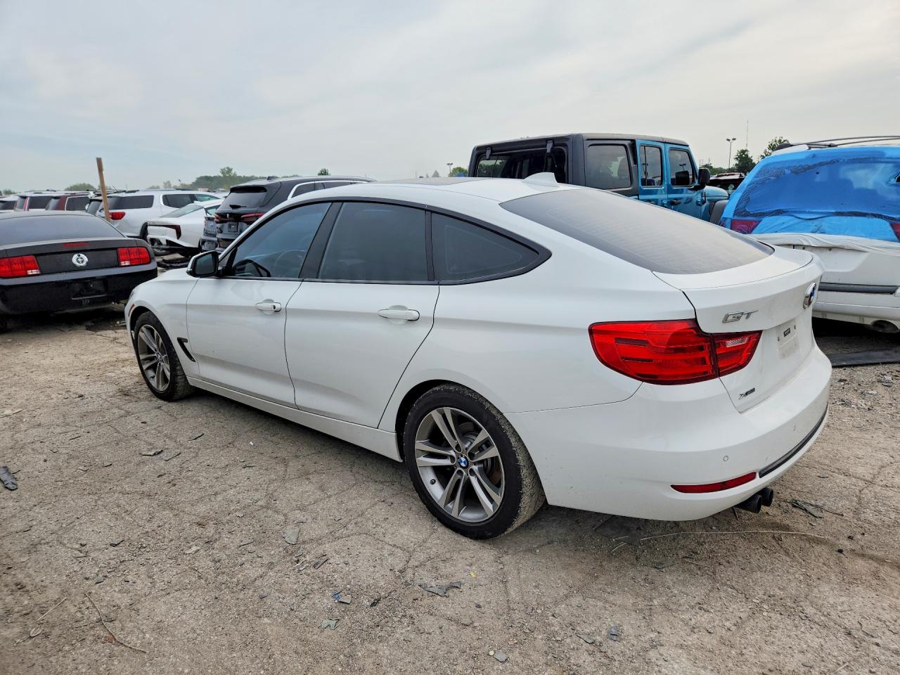 WBA8Z5C53GG500066 · 2016 BMW 328 · 2/12