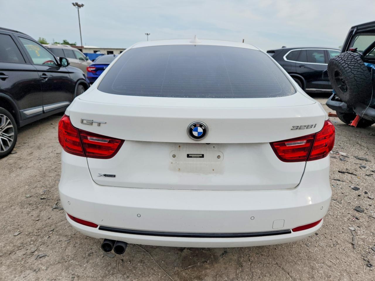 WBA8Z5C53GG500066 · 2016 BMW 328 · 6/12