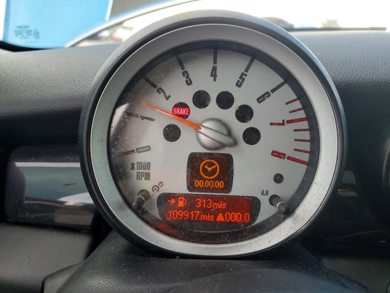 WMWMM33509TP73199 · 2009 MINI COOPER · 9/13