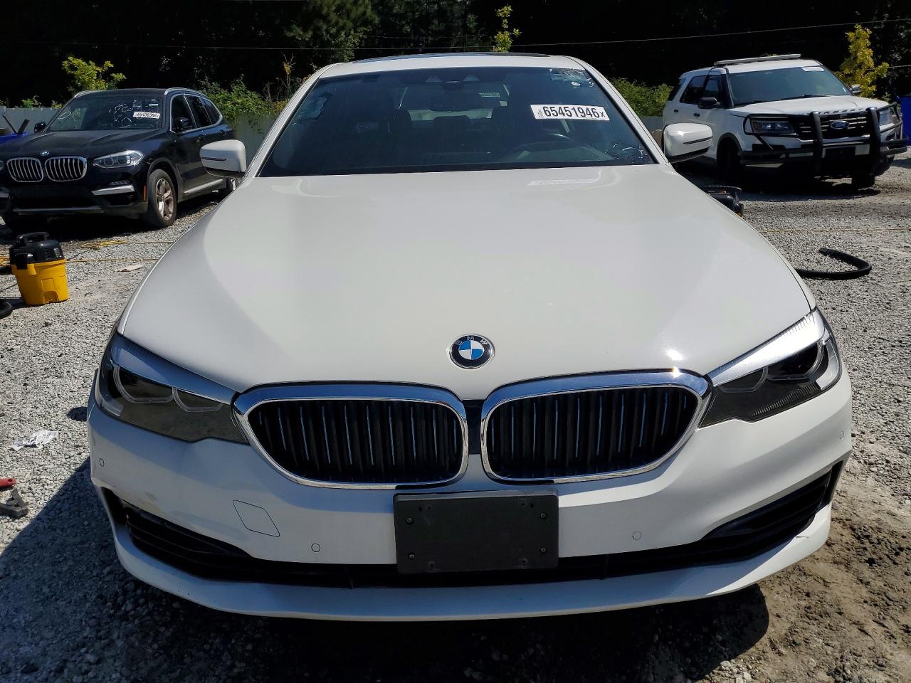 WBAJA9C58KB399127 · 2019 BMW 530E · 5/12