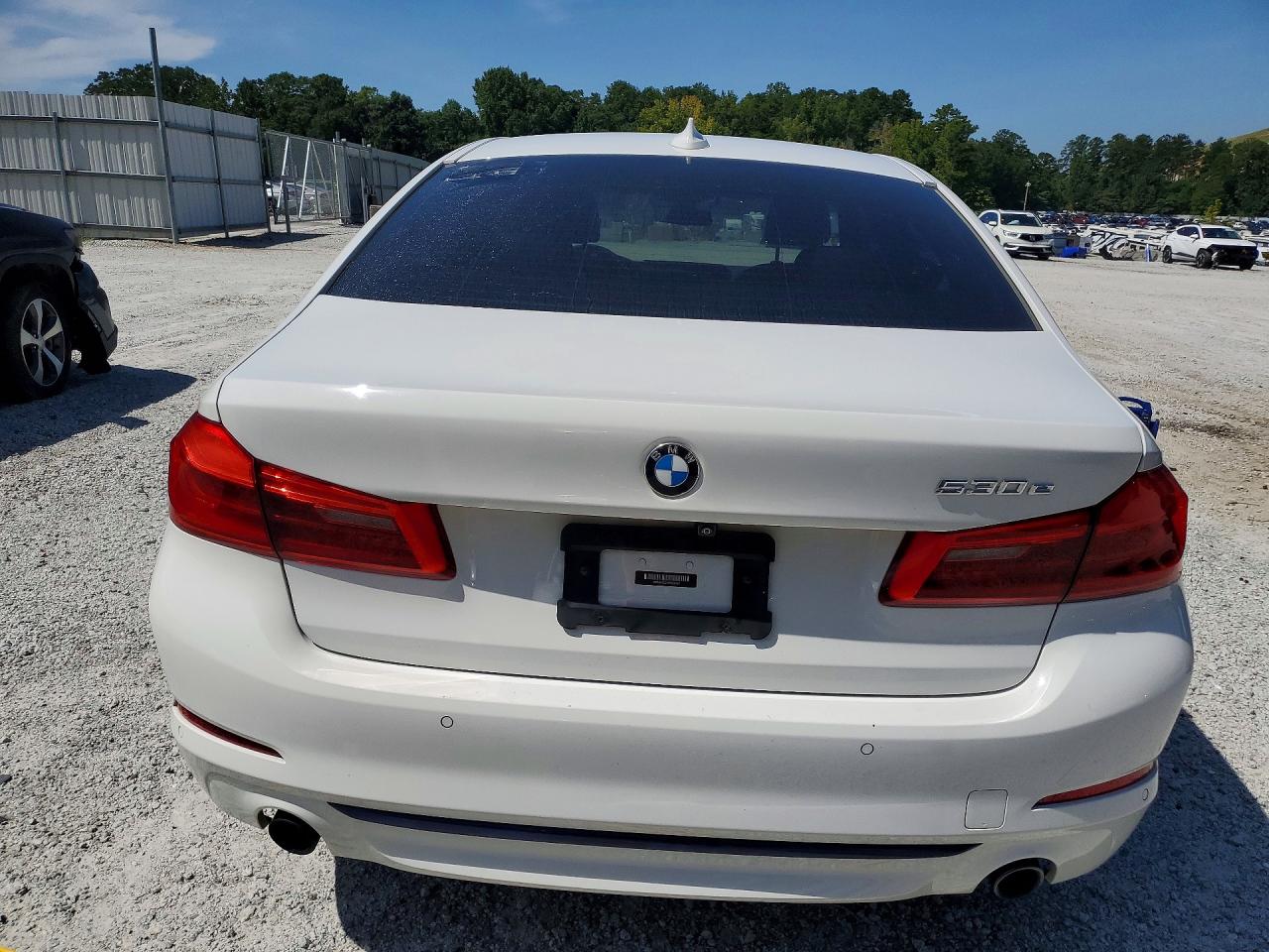 WBAJA9C58KB399127 · 2019 BMW 530E · 6/12