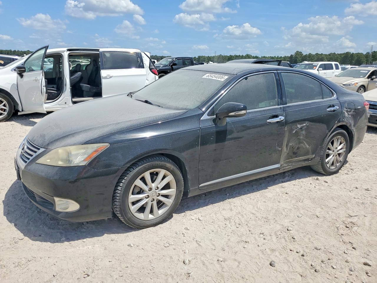 JTHBK1EG8B2466246 · 2011 LEXUS ES