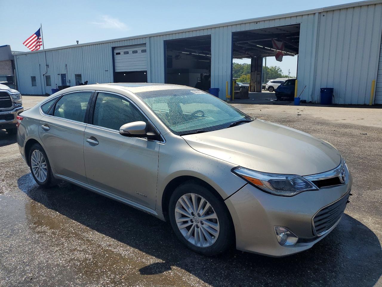 4T1BD1EBXEU034777 · 2014 TOYOTA AVALON HYBRID · 4/12