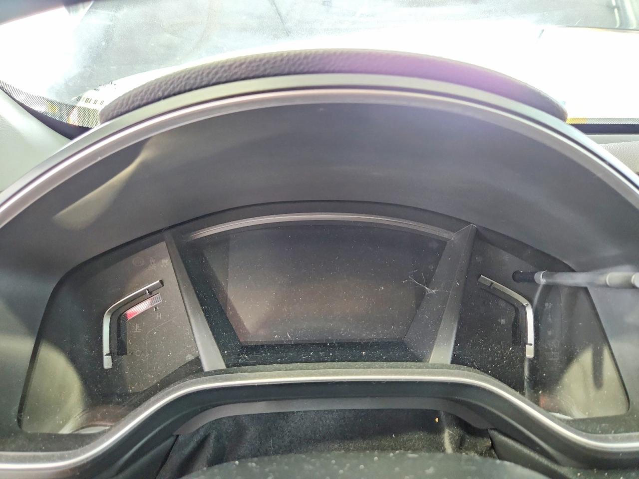 2HKRW2H84JH615442 · 2018 HONDA CR-V · 9/13