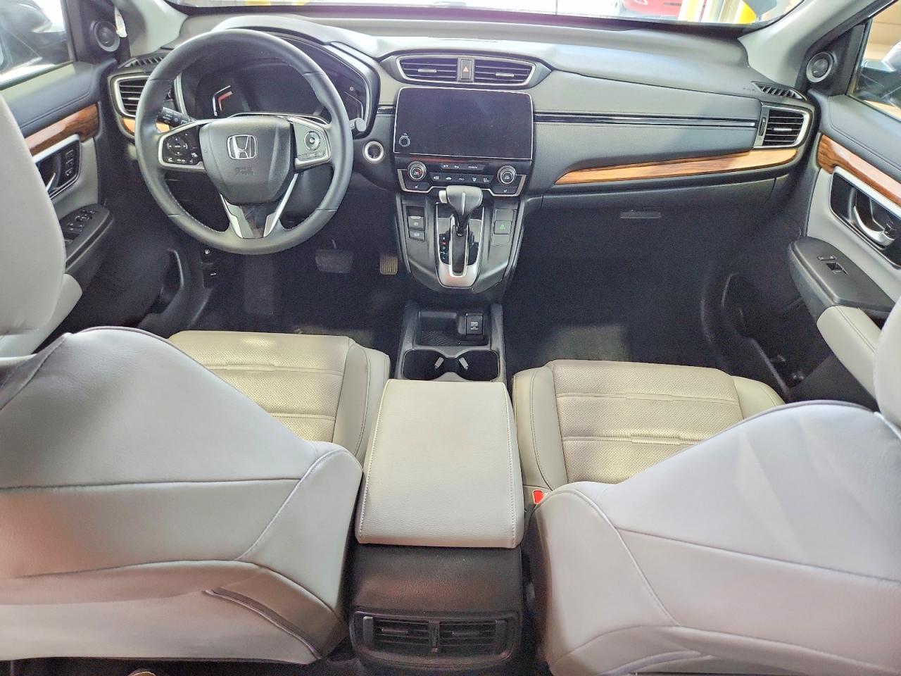 2HKRW2H84JH615442 · 2018 HONDA CR-V · 8/13