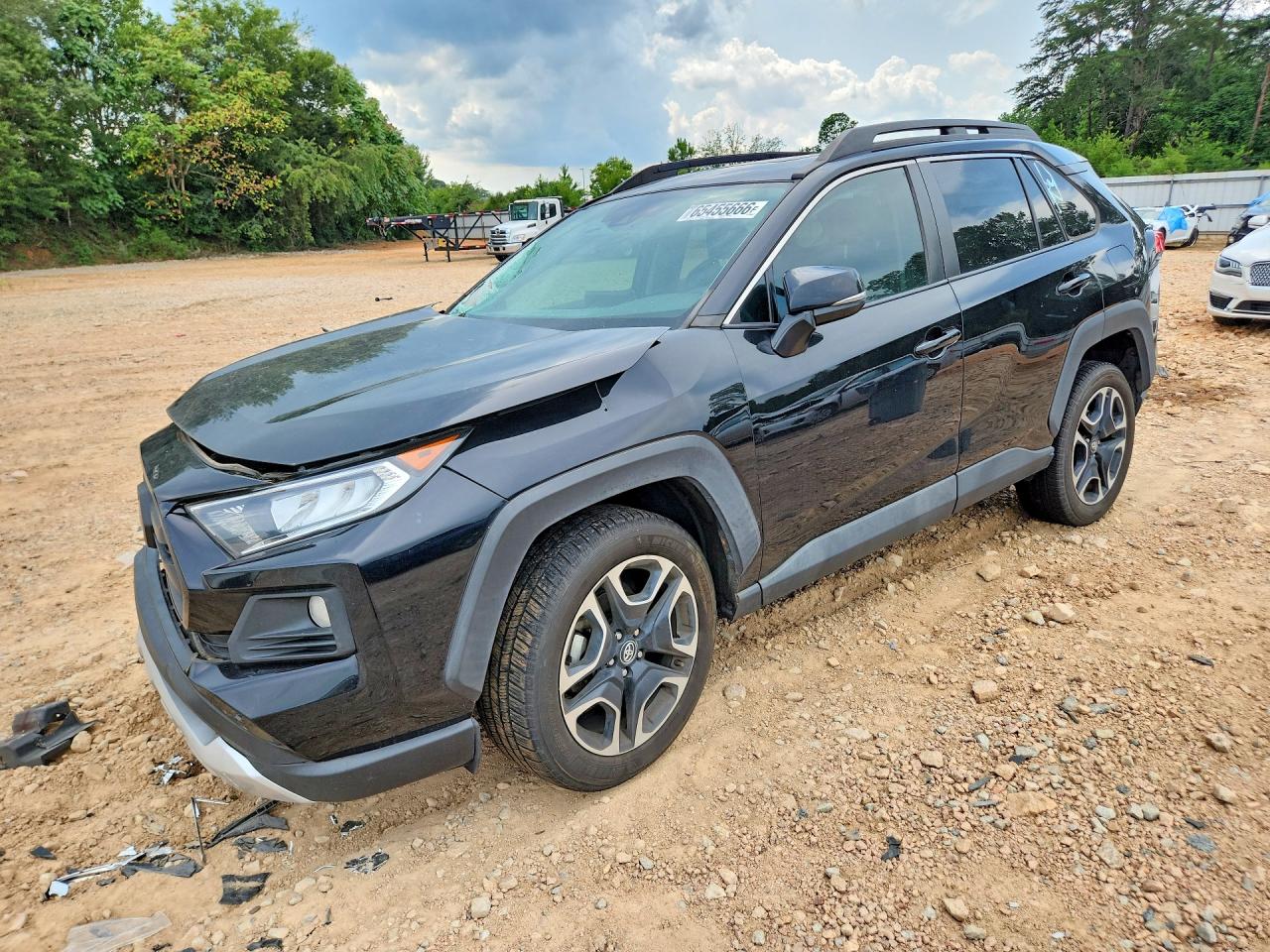 2T3J1RFV9LC135147 · 2020 TOYOTA RAV4