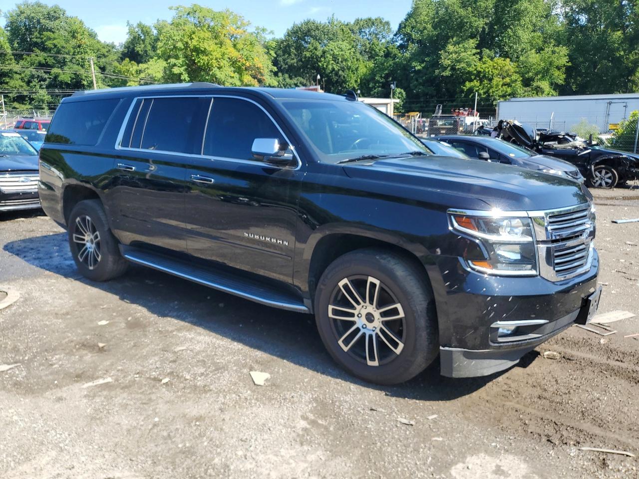 1GNSKJKC0HR124221 · 2017 CHEVROLET SUBURBAN · 4/13